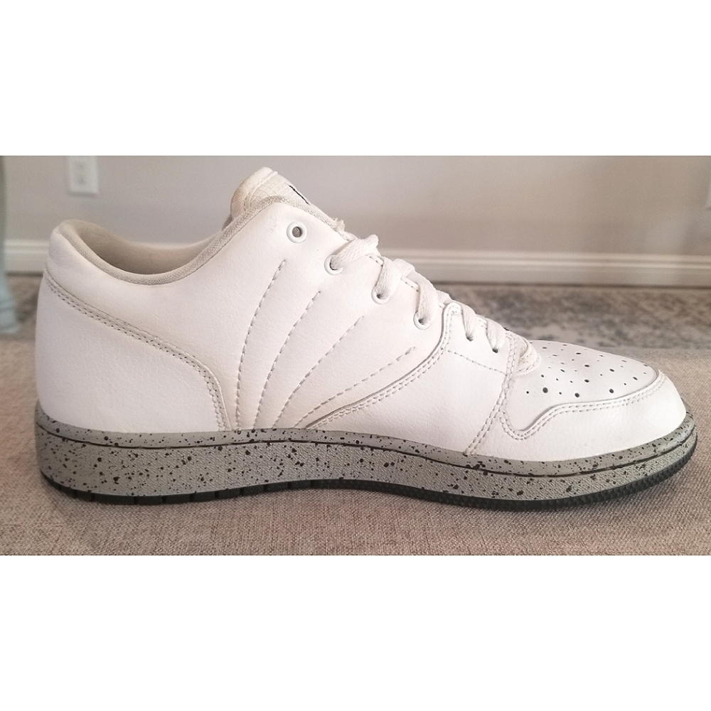 Jordan shoes - Picture 2 of 5